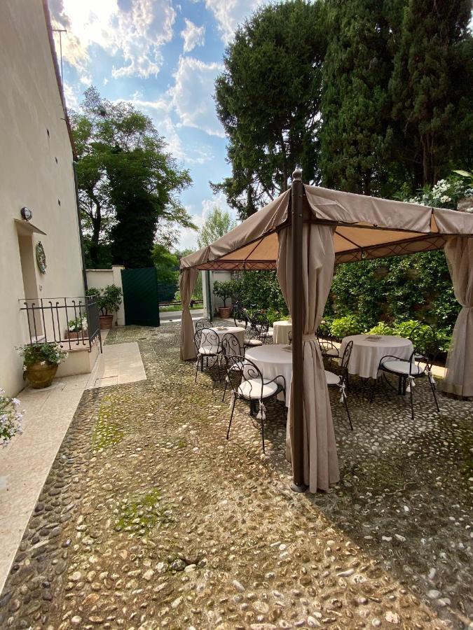 Ca' Hemingway Aparthotel Bassano del Grappa Bagian luar foto