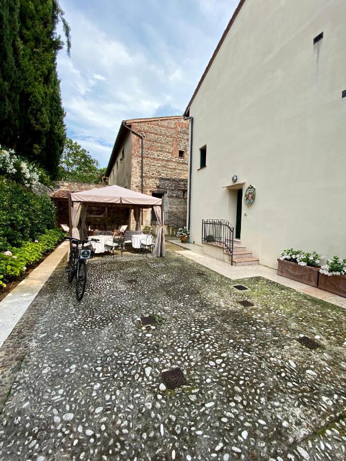 Ca' Hemingway Aparthotel Bassano del Grappa Bagian luar foto