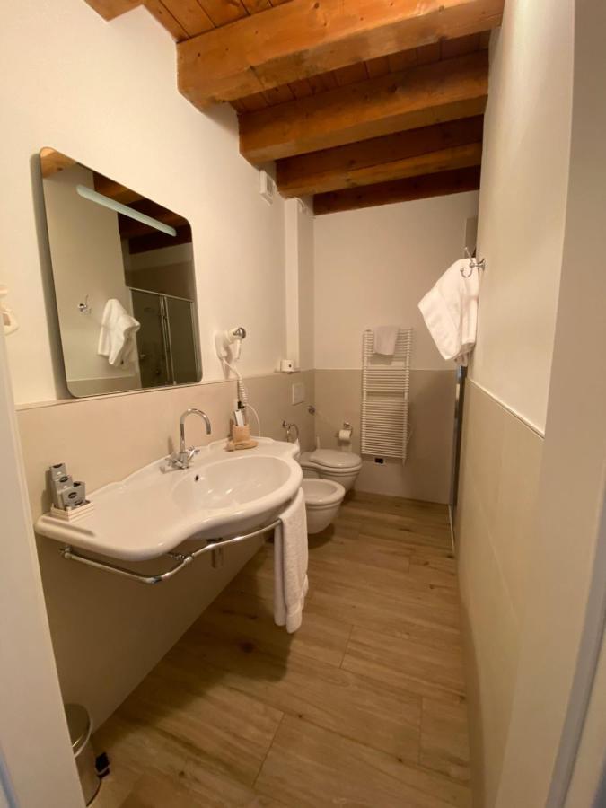 Ca' Hemingway Aparthotel Bassano del Grappa Bagian luar foto