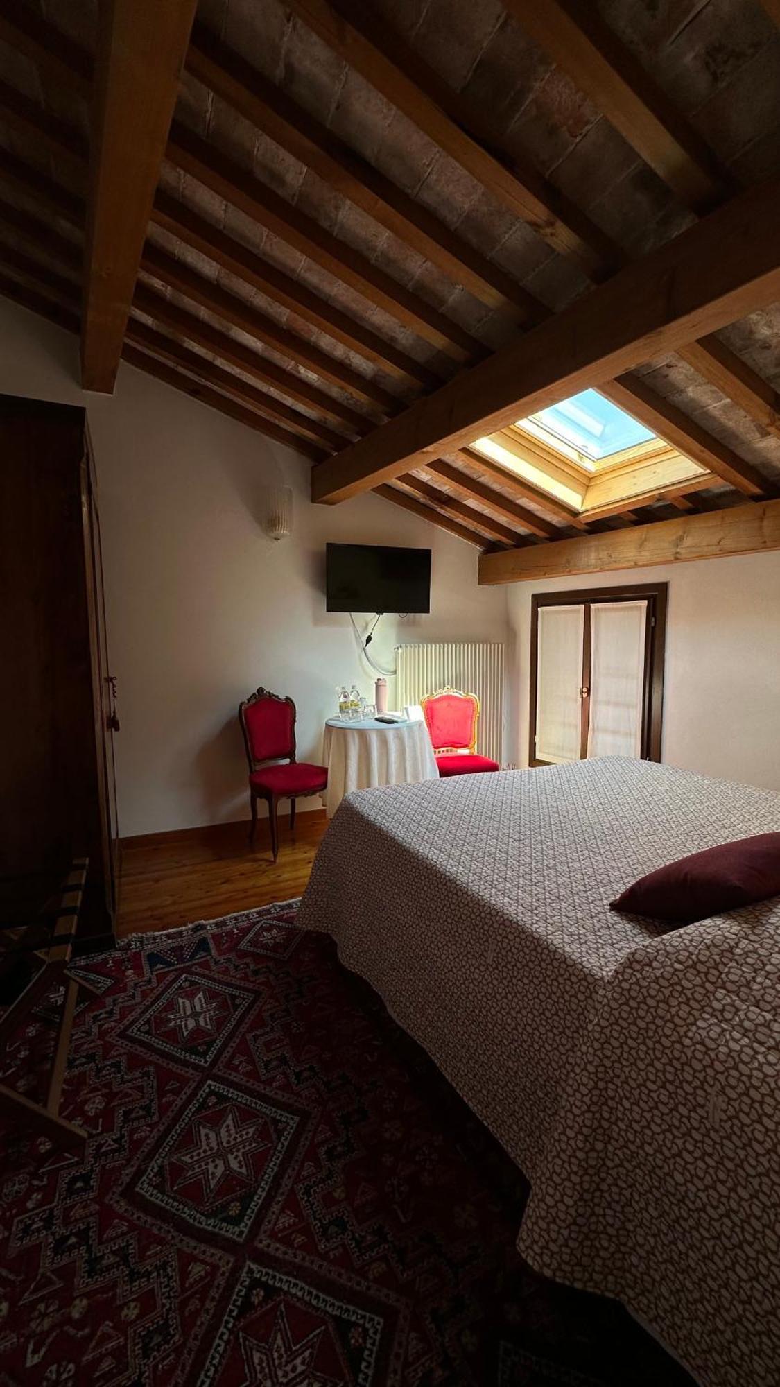 Ca' Hemingway Aparthotel Bassano del Grappa Bagian luar foto